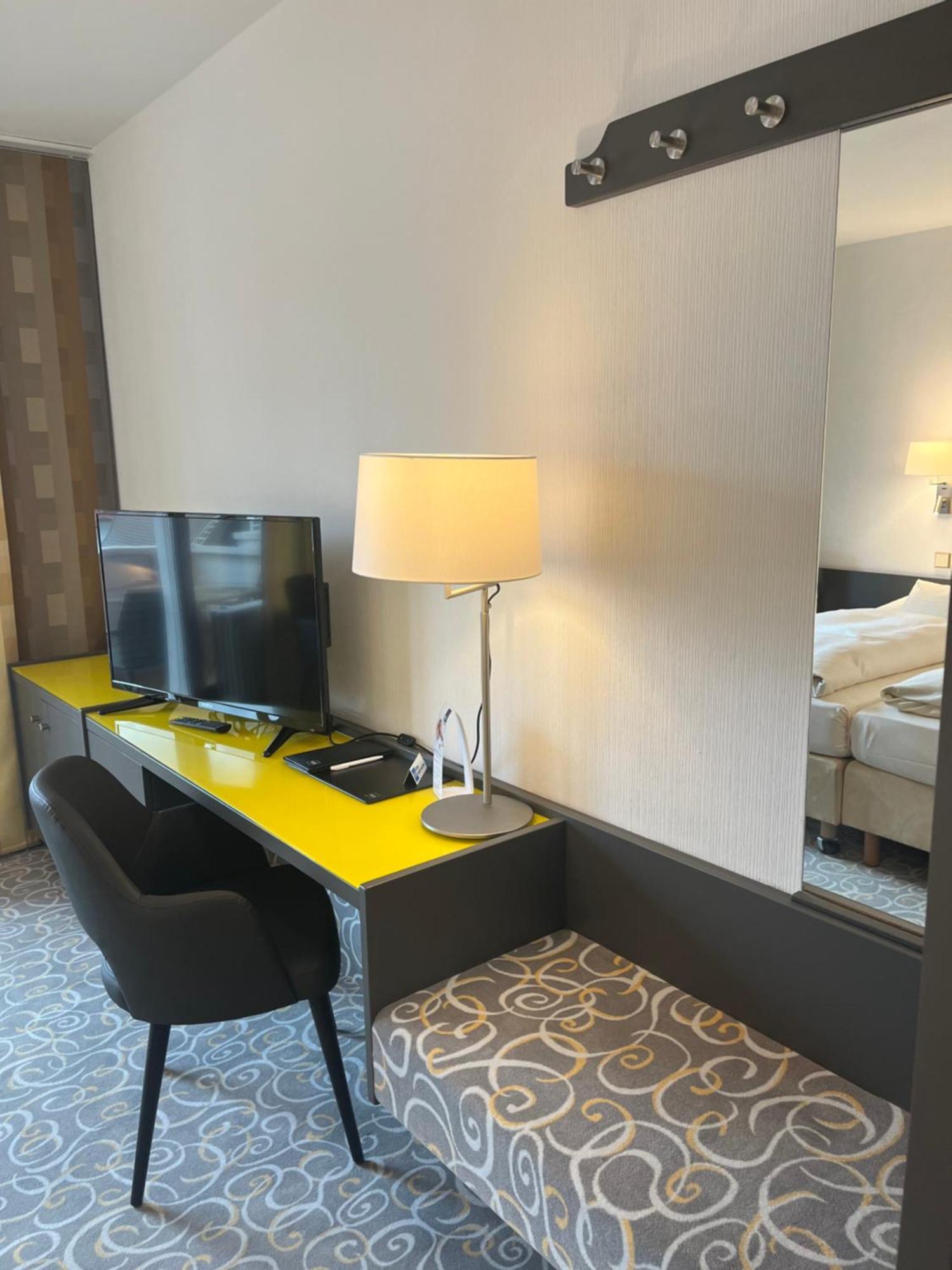 Hotel Gasthof Seefelder Hof ดีสเซิน อัม อัมเมอร์เซ ภายนอก รูปภาพ